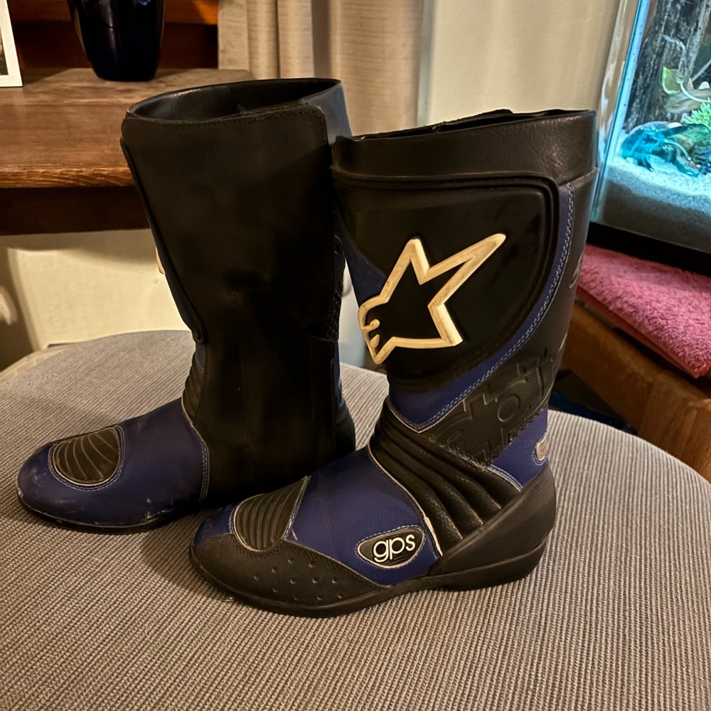 Alpine stars Road racing boots, size 3 1/2 youth